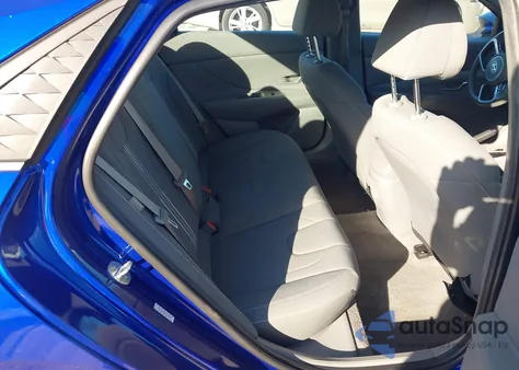 2024 Hyundai Elantra Sel z USA, uszkodzony, nr VIN KMHLM4DG8RU730708